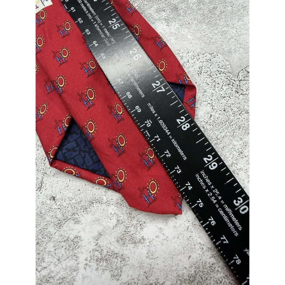 Vineyard Vines Tie Mens One Size Red 100% Silk Pointed Geometric Haven For Hope